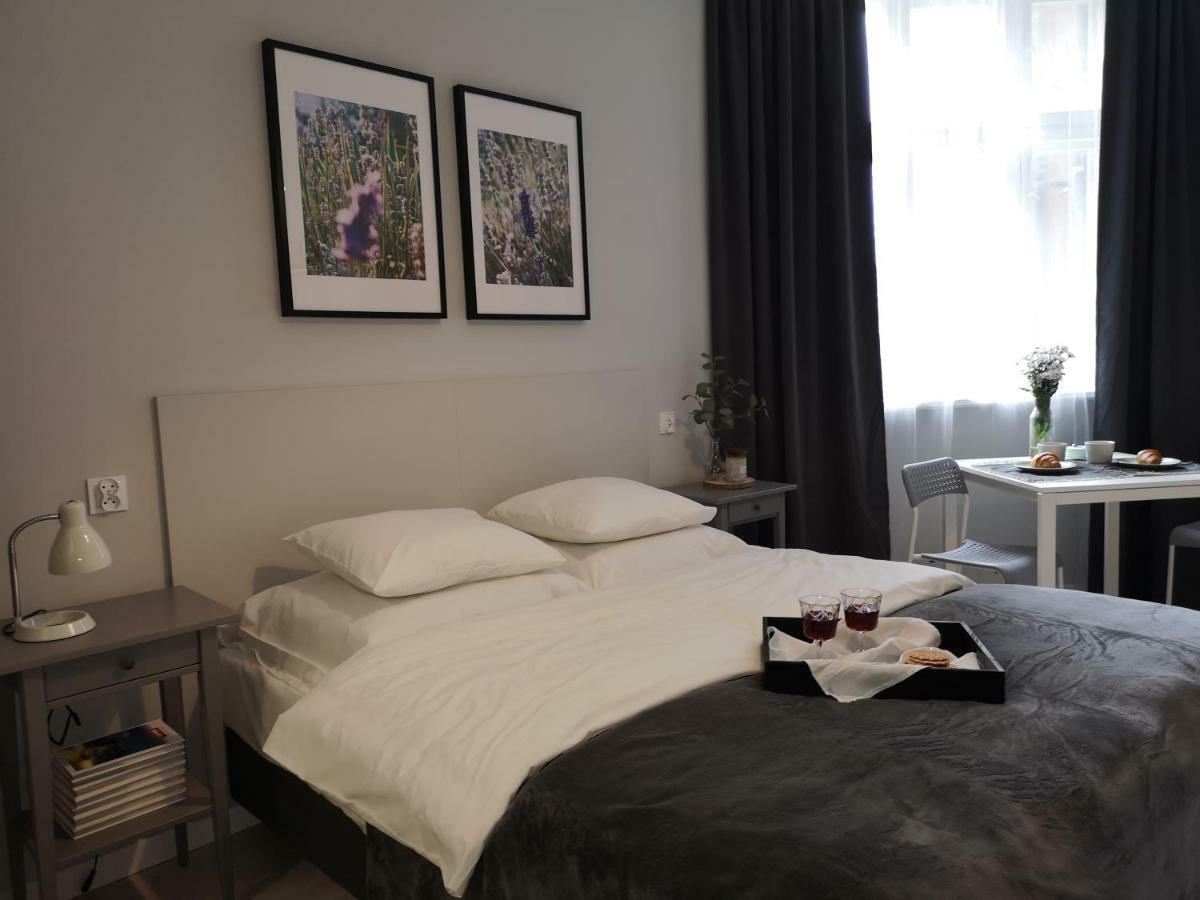 Glam House Apartments พอซนาน ภายนอก รูปภาพ
